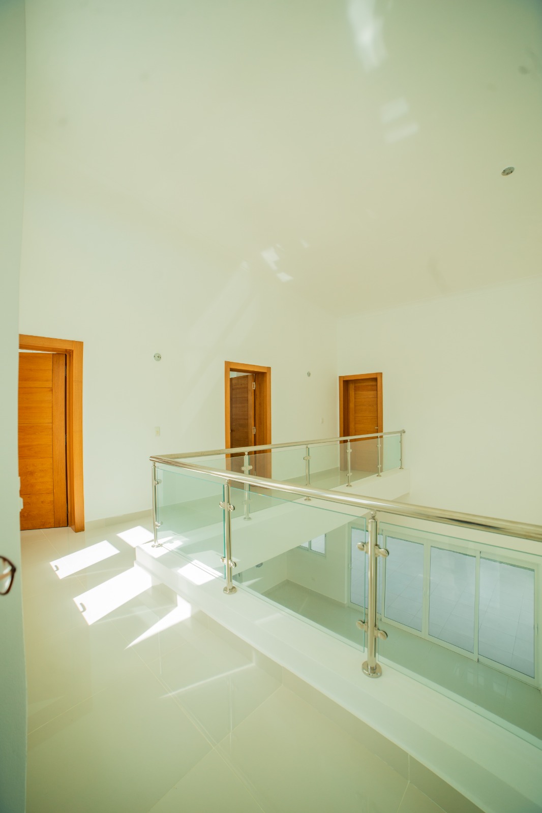 Fabulosa Villa, dos niveles Vista Cana Oasis del Lago