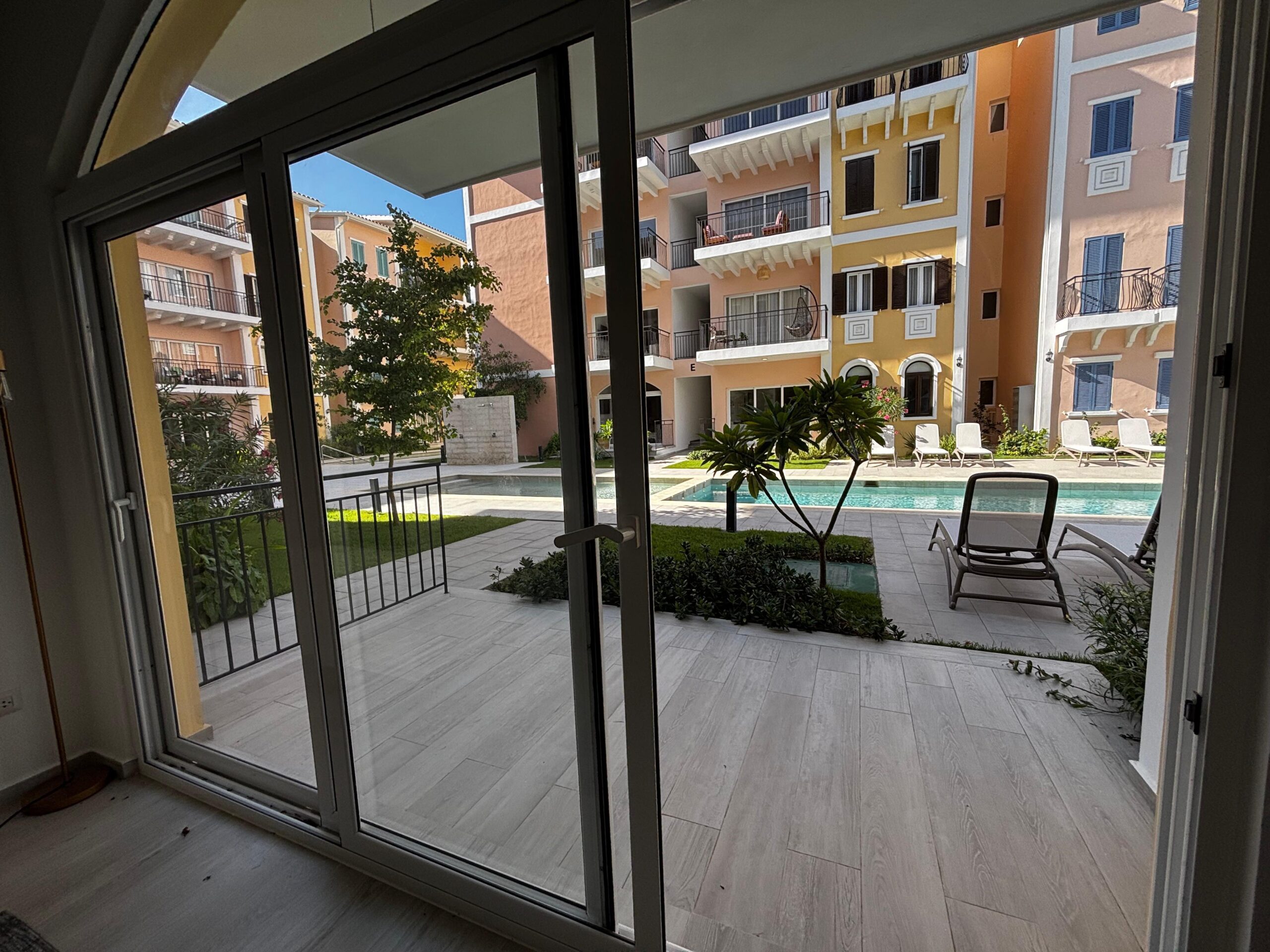 Apartamento en la exclusiva comunidad de Cocotal listo, amueblado y operado bajo el concepto  hotelero, Reserva Real by Harper